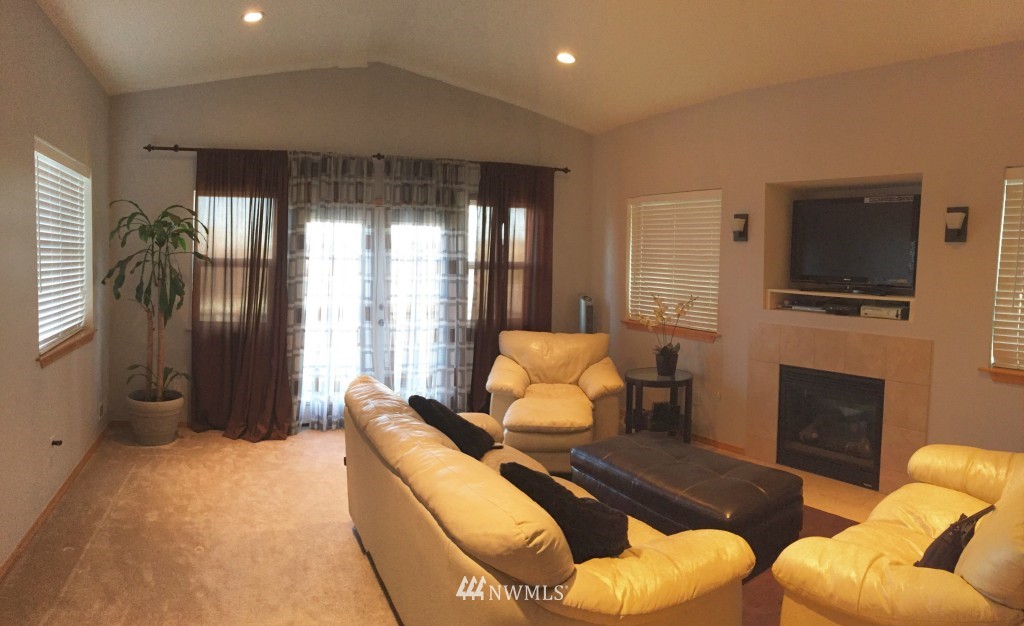 1211 South 3rd Street Renton, WA 98057 - Photo 10 of 16