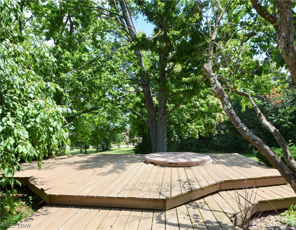 543 Rothrock Road Akron, OH 44333 - Photo 29 of 29