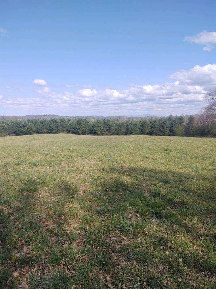 682 Thompson Road Madisonville, TN 37354 - Photo 1 of 5 A932E731-6B53-4878-92DA-F791A43856BE