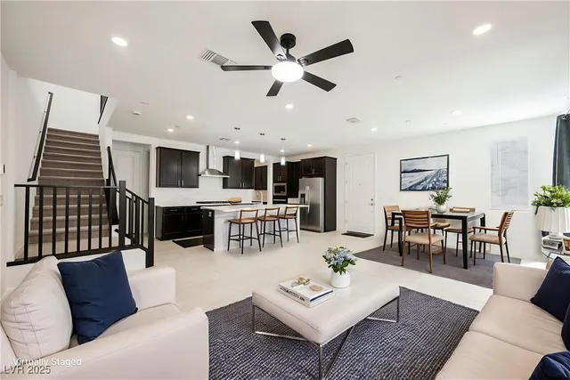 $2,650 | 2451 Altitude Street, Las Vegas, NV 89138