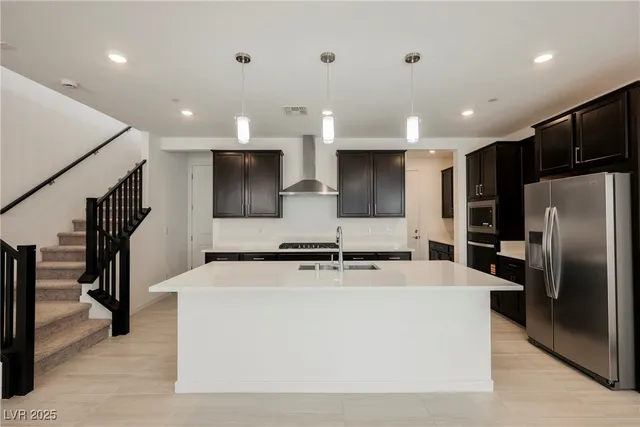 $2,650 | 2451 Altitude Street, Las Vegas, NV 89138