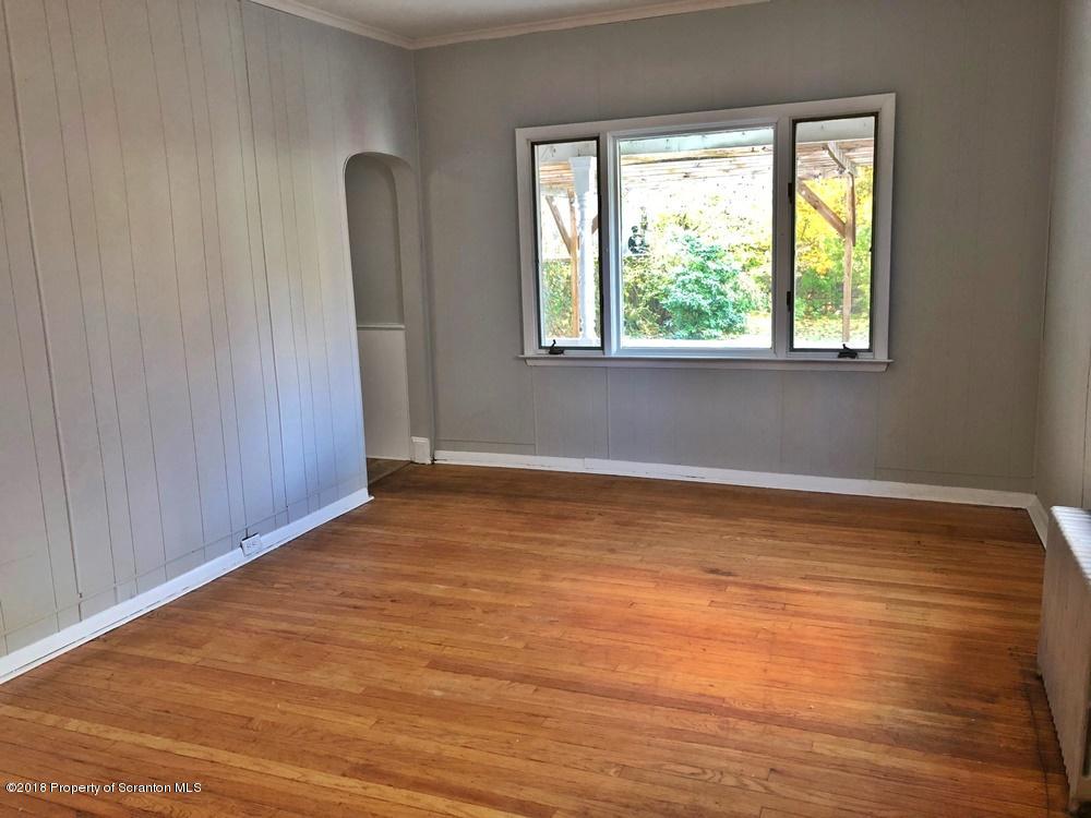 1116 Green Ridge Street Scranton, PA 18509 - Photo 9 of 19 Gallery Image 9