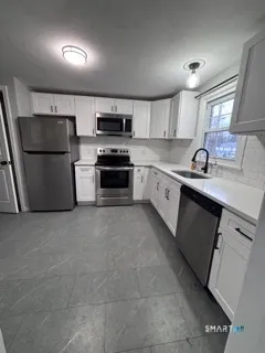 $1,850 | 85 Cold Spring Circle, Naugatuck, CT 06770