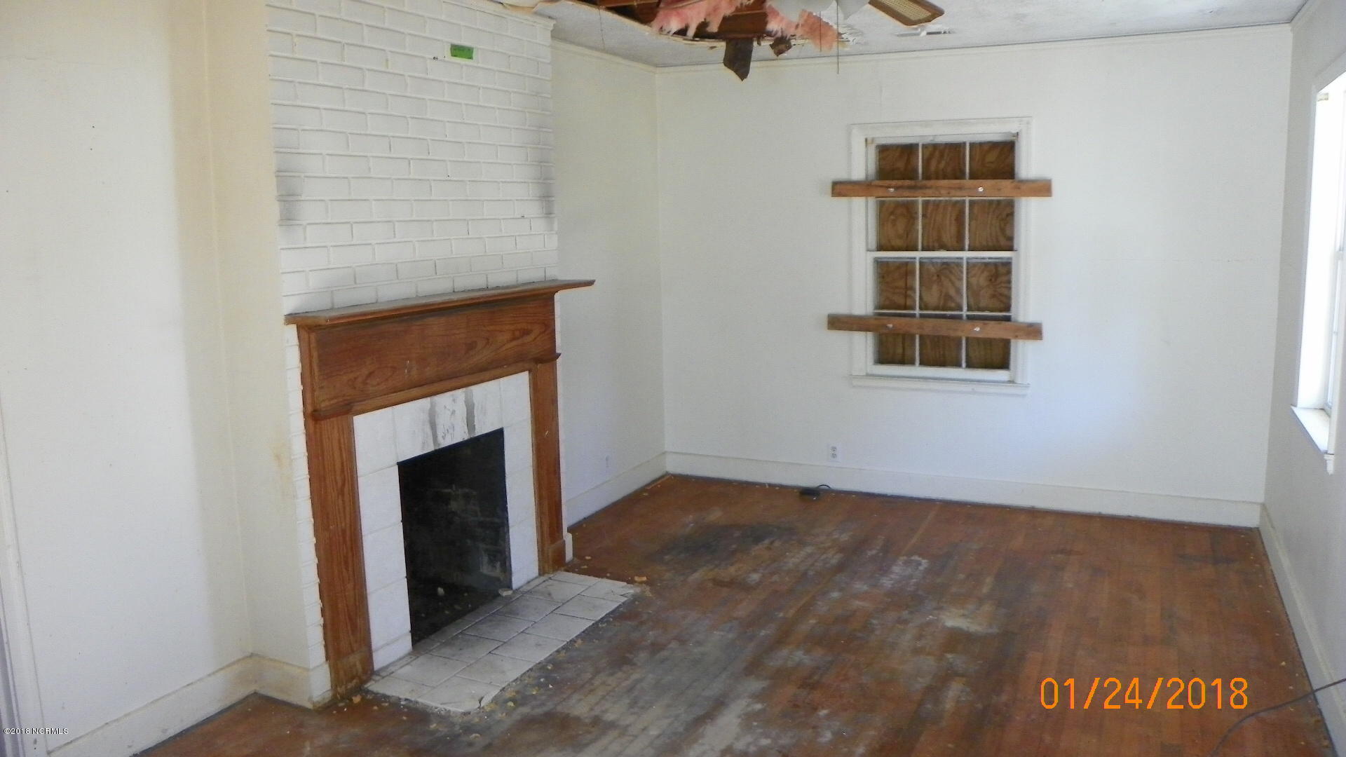 217 Sherwood Road Jacksonville, NC 28540 - Photo 2 of 9 100_0407