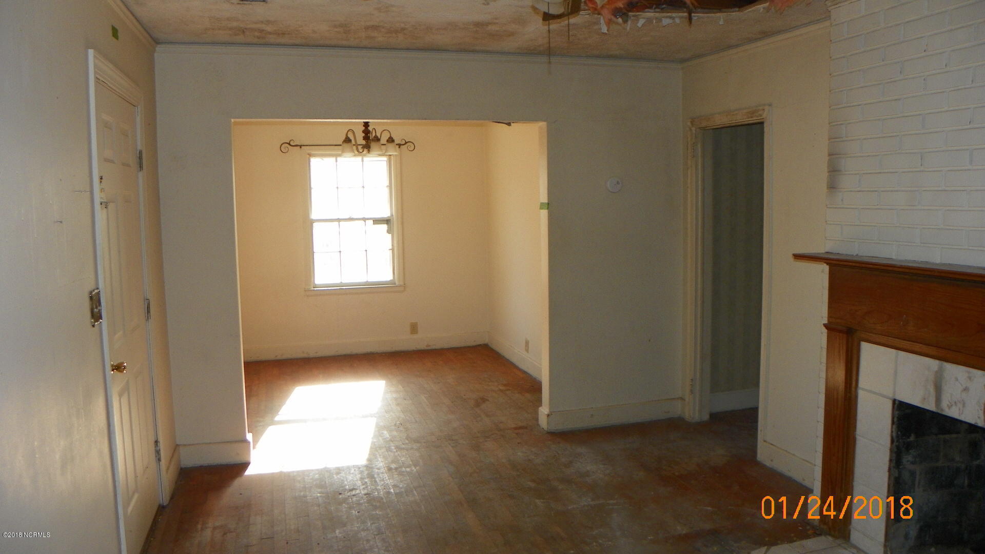 217 Sherwood Road Jacksonville, NC 28540 - Photo 3 of 9 100_0405