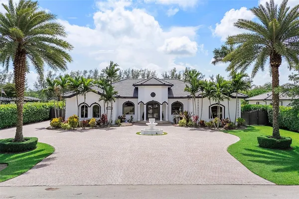 $1,899,000 | 20120 Southwest 133rd Avenue, Miami, FL 33177