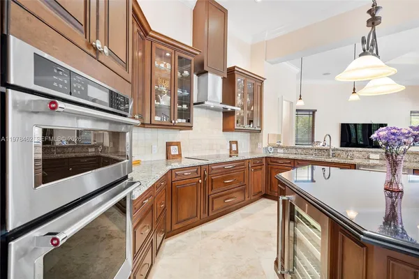 $1,899,000 | 20120 Southwest 133rd Avenue, Miami, FL 33177