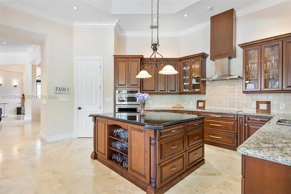 $1,899,000 | 20120 Southwest 133rd Avenue, Miami, FL 33177