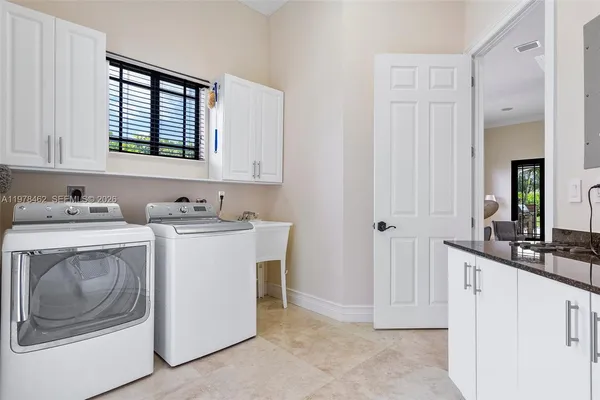 $1,899,000 | 20120 Southwest 133rd Avenue, Miami, FL 33177