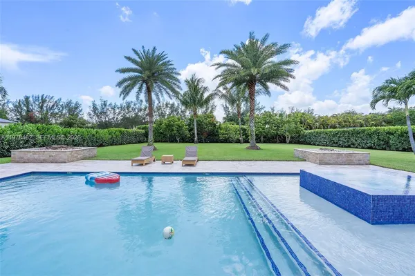 $1,899,000 | 20120 Southwest 133rd Avenue, Miami, FL 33177