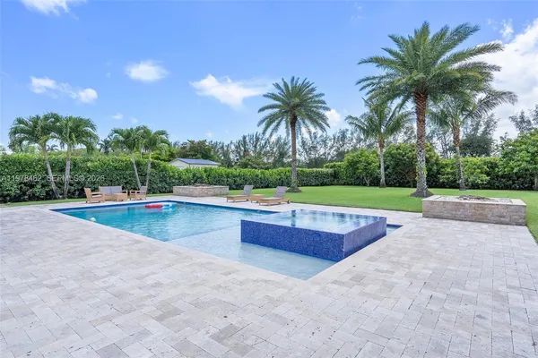 $1,899,000 | 20120 Southwest 133rd Avenue, Miami, FL 33177