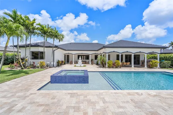 $1,899,000 | 20120 Southwest 133rd Avenue, Miami, FL 33177