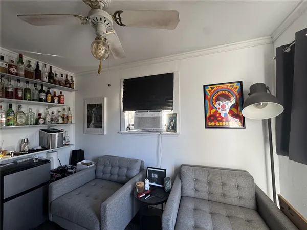 $2,200 | 207 Chippendale Avenue, Austin, TX 78745