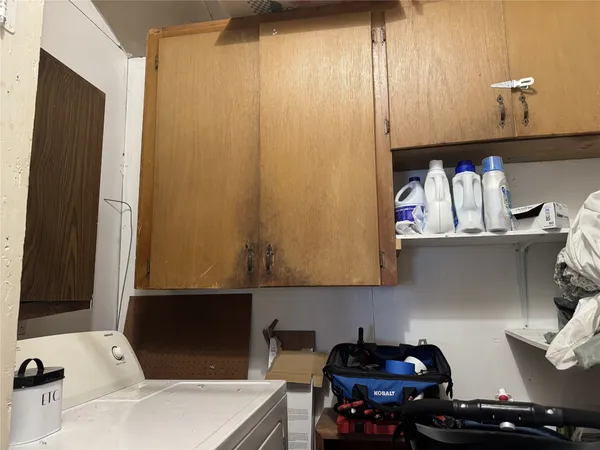 $2,200 | 207 Chippendale Avenue, Austin, TX 78745
