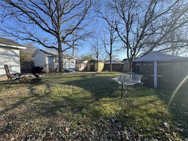 $2,200 | 207 Chippendale Avenue, Austin, TX 78745