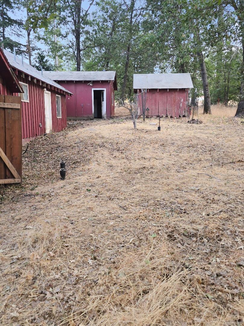 9751 Ernst Road Coulterville, CA 95311 - Photo 2 of 33