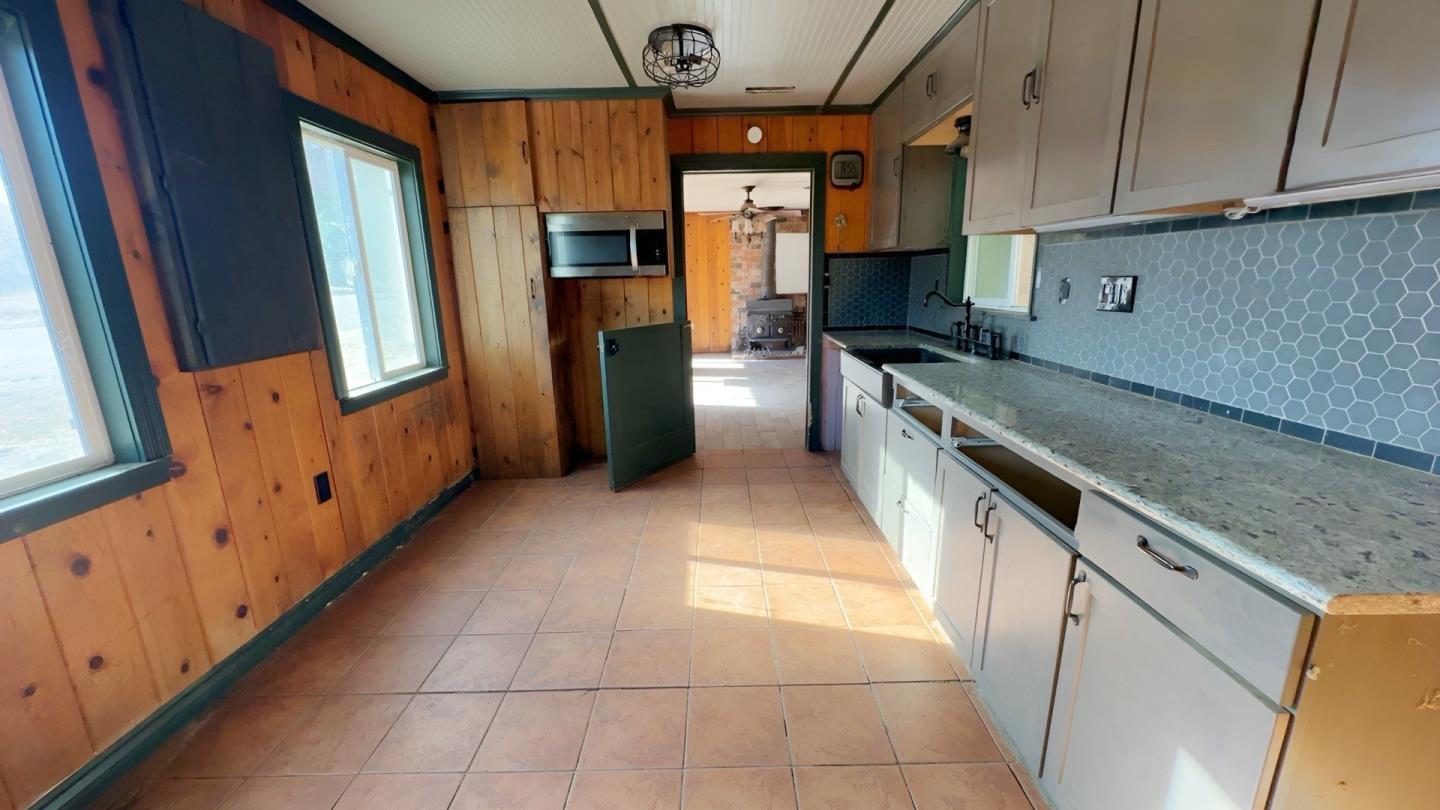 9751 Ernst Road Coulterville, CA 95311 - Photo 9 of 33