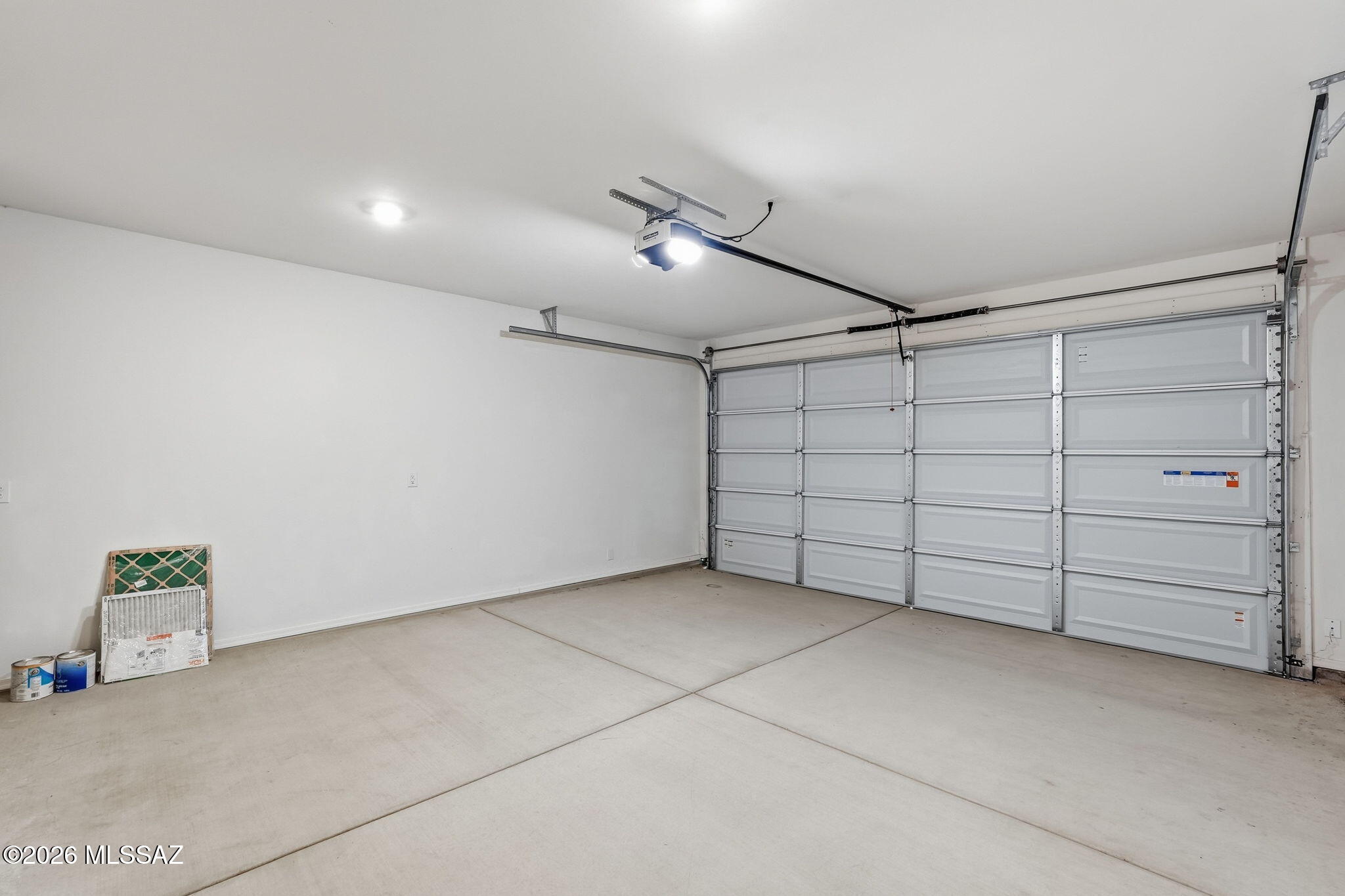 8709 East Magdalena Road Tucson, AZ 85742 - Photo 30 of 42 Garage