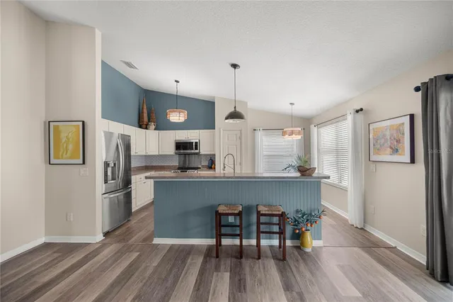 $289,500 | 5068 Northeast 121st Avenue, Oxford, FL 34484