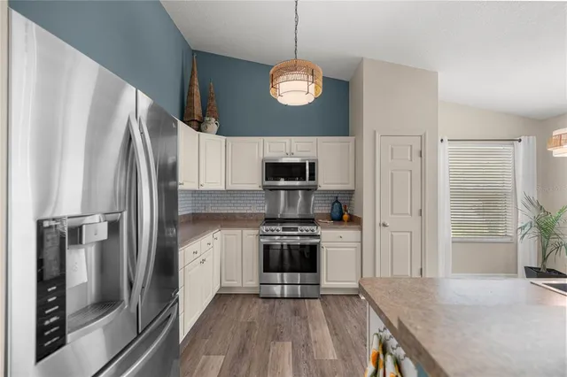 $289,500 | 5068 Northeast 121st Avenue, Oxford, FL 34484