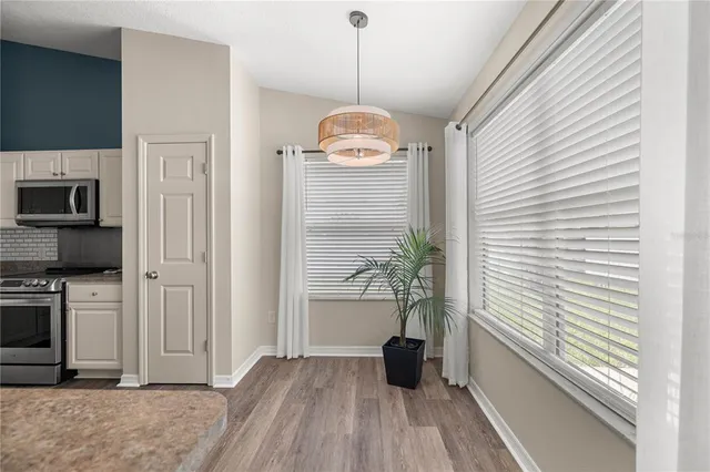 $289,500 | 5068 Northeast 121st Avenue, Oxford, FL 34484