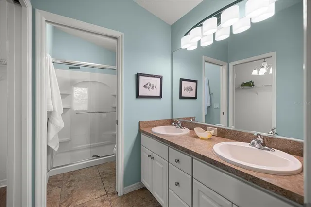 $289,500 | 5068 Northeast 121st Avenue, Oxford, FL 34484