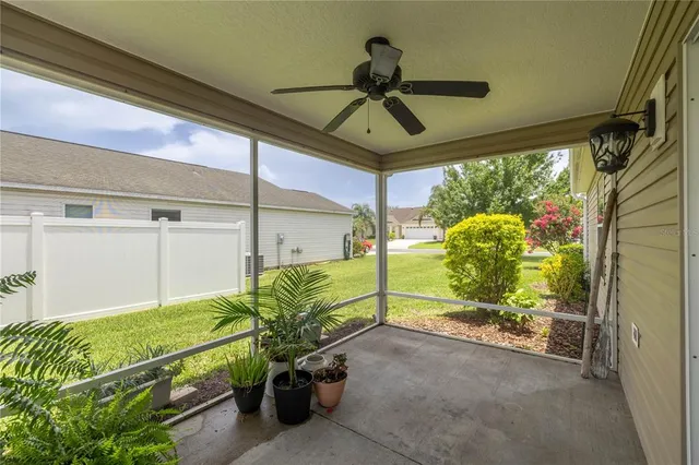 $289,500 | 5068 Northeast 121st Avenue, Oxford, FL 34484