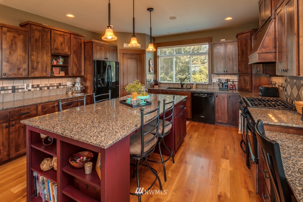 574 East Wiser Lake Road Lynden, WA 98264 - Photo 5 of 25
