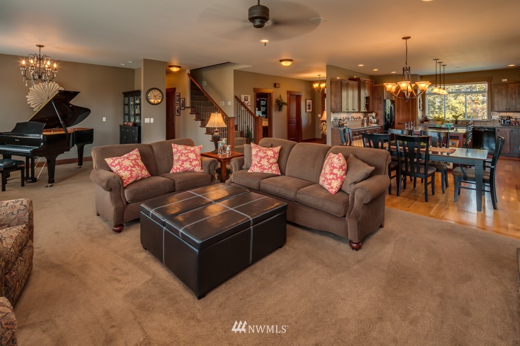 574 East Wiser Lake Road Lynden, WA 98264 - Photo 8 of 25