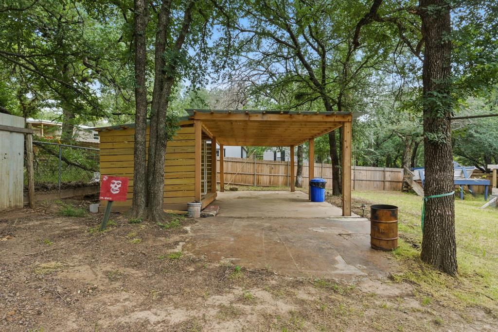 1437 Forrest Trail Azle, TX 76020 - Photo 5 of 36