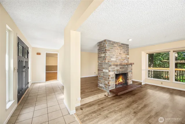 $1,195,000 | 15604 Southeast 42nd Place, Bellevue, WA 98006