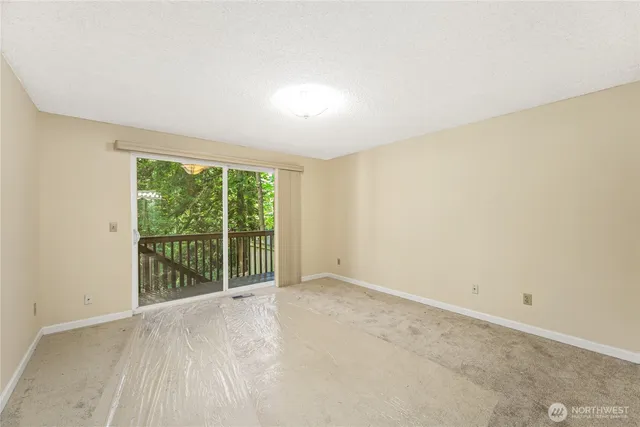 $1,195,000 | 15604 Southeast 42nd Place, Bellevue, WA 98006