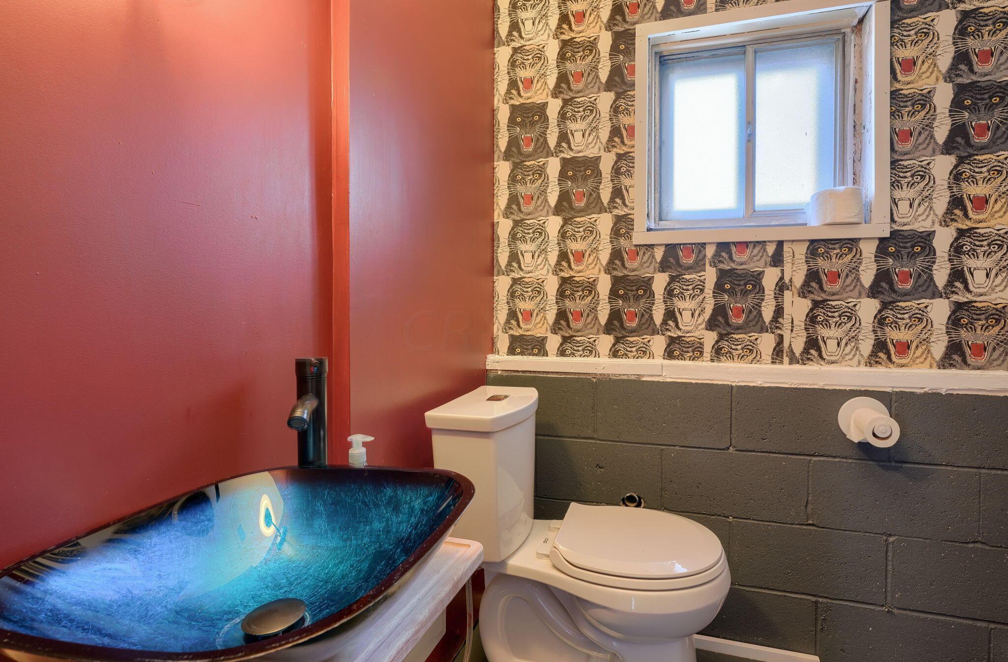 2493 East Howard Road Columbus, OH 43207 - Photo 20 of 39 2493 E Howard Rd (39)