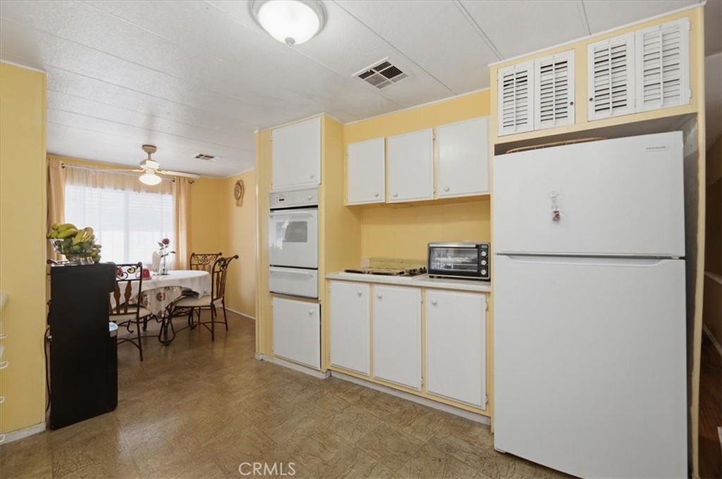 300 North Rampart Street, Unit 107 Orange, CA 92868 - Photo 11 of 27