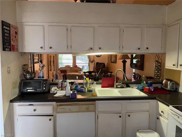 $165,000 | 5809 Rattlesnake Hamm Road, Unit 201, Naples, FL 34113