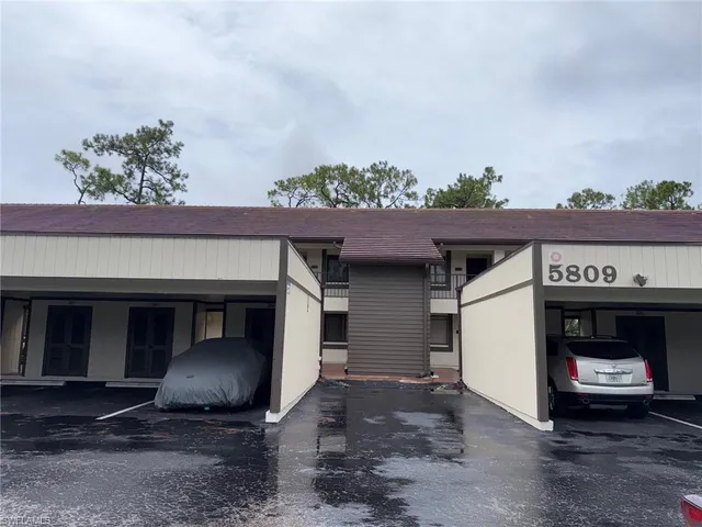 $165,000 | 5809 Rattlesnake Hamm Road, Unit 201, Naples, FL 34113