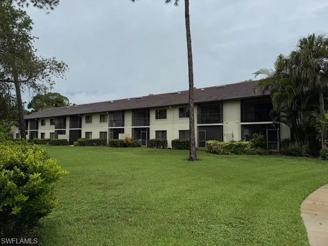 $165,000 | 5809 Rattlesnake Hamm Road, Unit 201, Naples, FL 34113