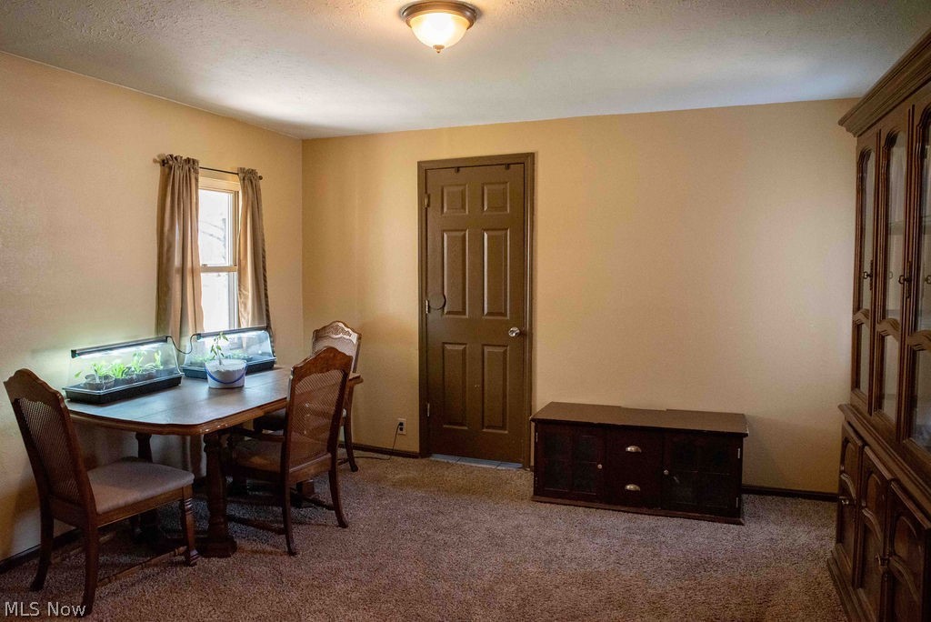5188 Palmyra Road Southwest Warren, OH 44481 - Photo 6 of 20
