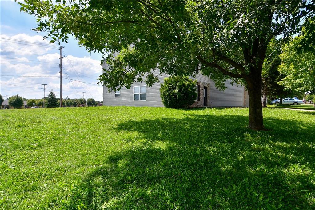 1015 Oak Leaf Road Franklin, IN 46131 - Photo 3 of 52 Gallery Image 3