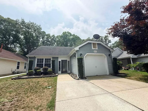 $339,900 | 804 East Eagle Point Place, Smithville, NJ 08205