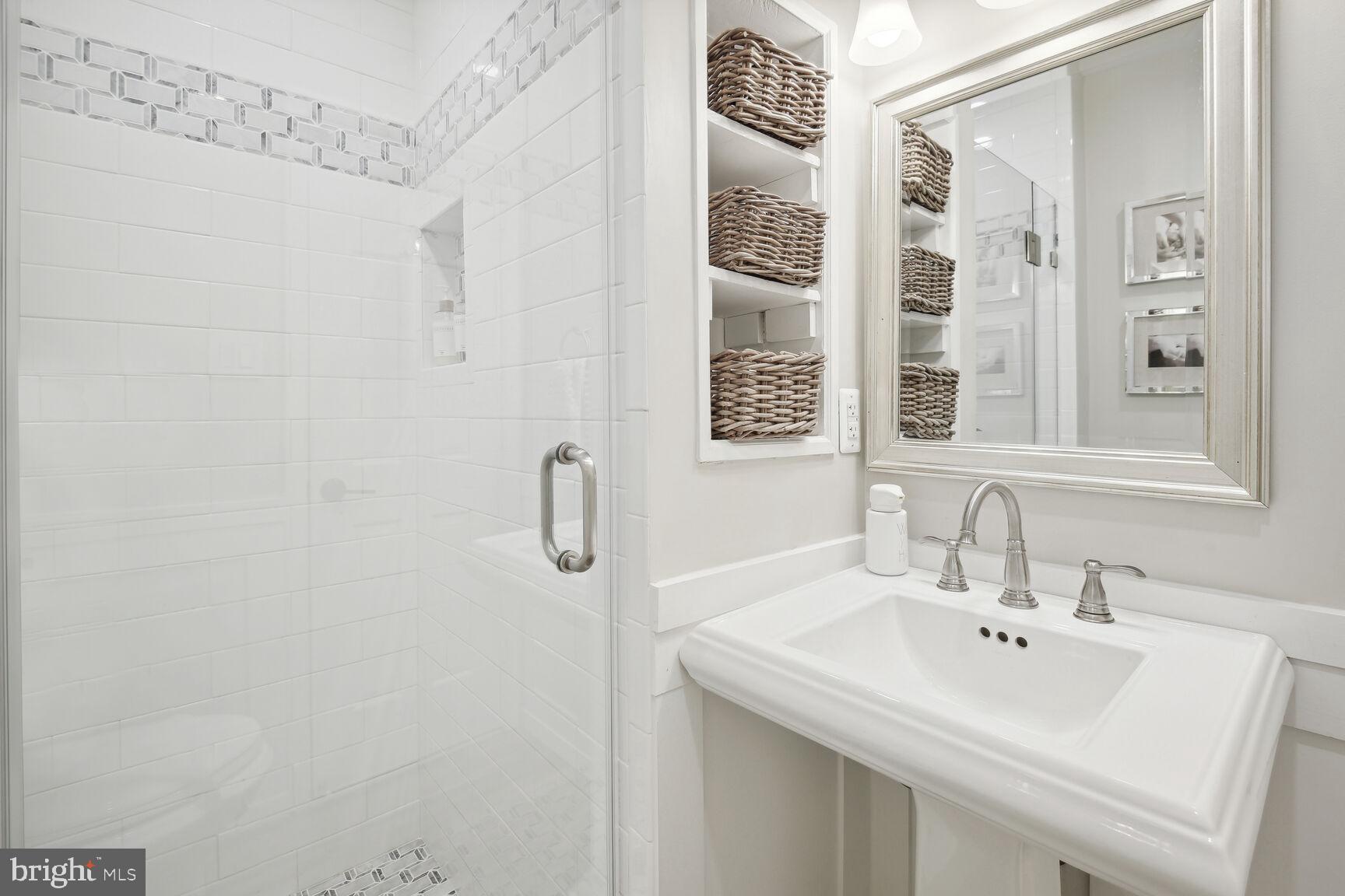 1205 Swinks Mill Road McLean, VA 22102 - Photo 22 of 46