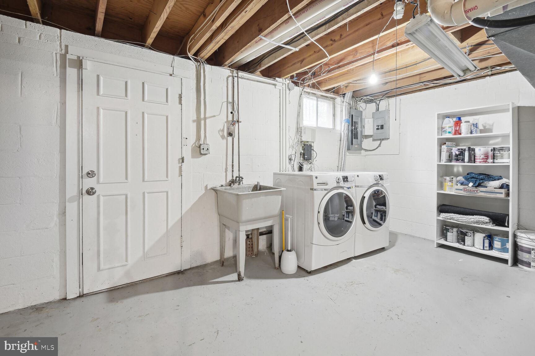 1205 Swinks Mill Road McLean, VA 22102 - Photo 35 of 46