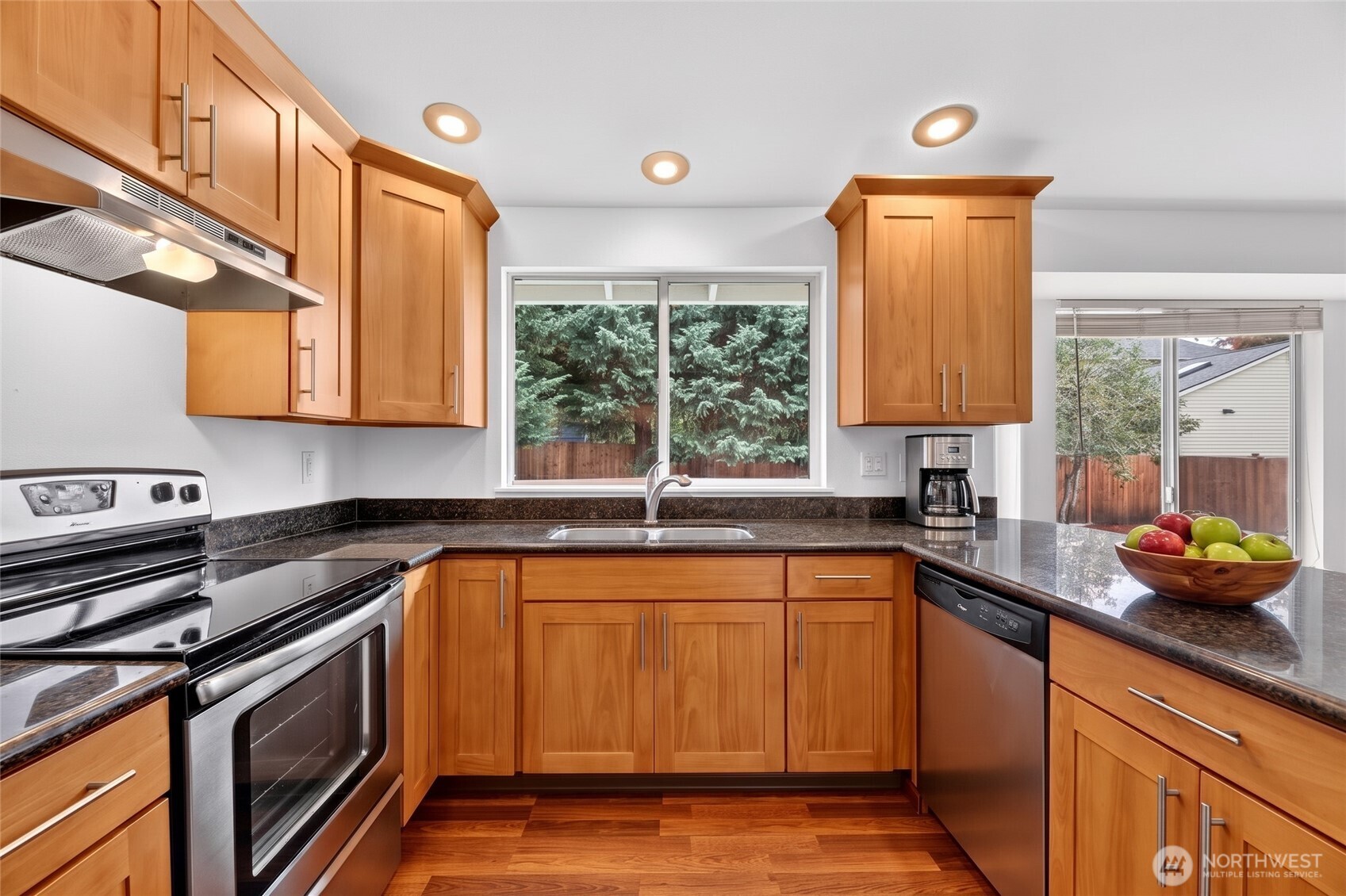 1341 Southwest 348th Street Federal Way, WA 98023 - Photo 8 of 18 Gallery Image 8