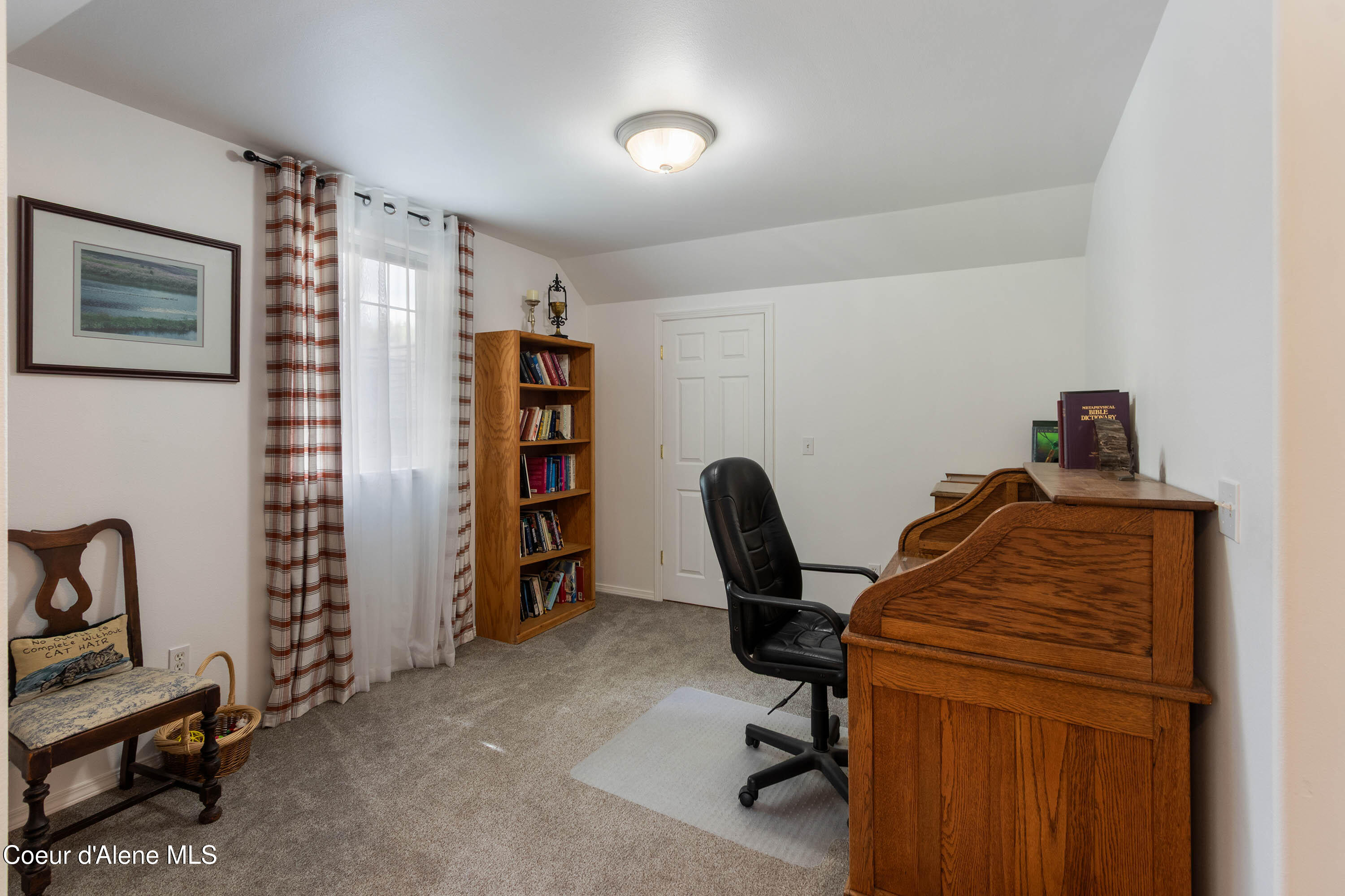 1320 Mathison Drive Sandpoint, ID 83864 - Photo 23 of 36 Spacious with two windows