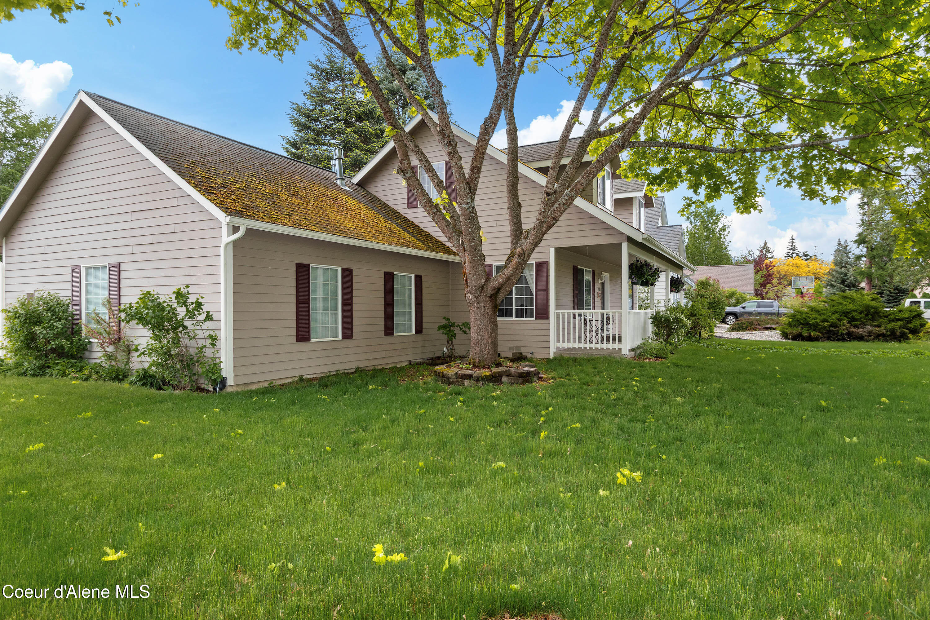 1320 Mathison Drive Sandpoint, ID 83864 - Photo 4 of 36 Side Yard