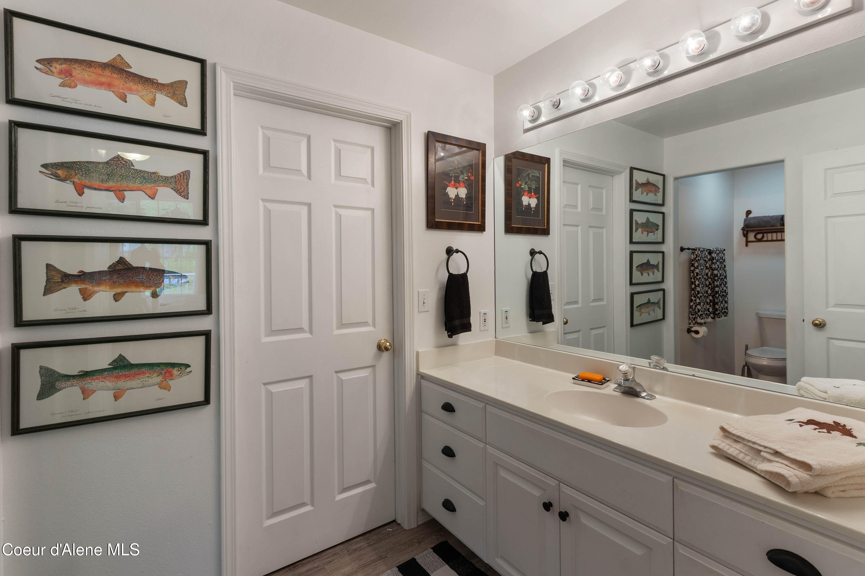 1320 Mathison Drive Sandpoint, ID 83864 - Photo 9 of 36 Master Bathroom