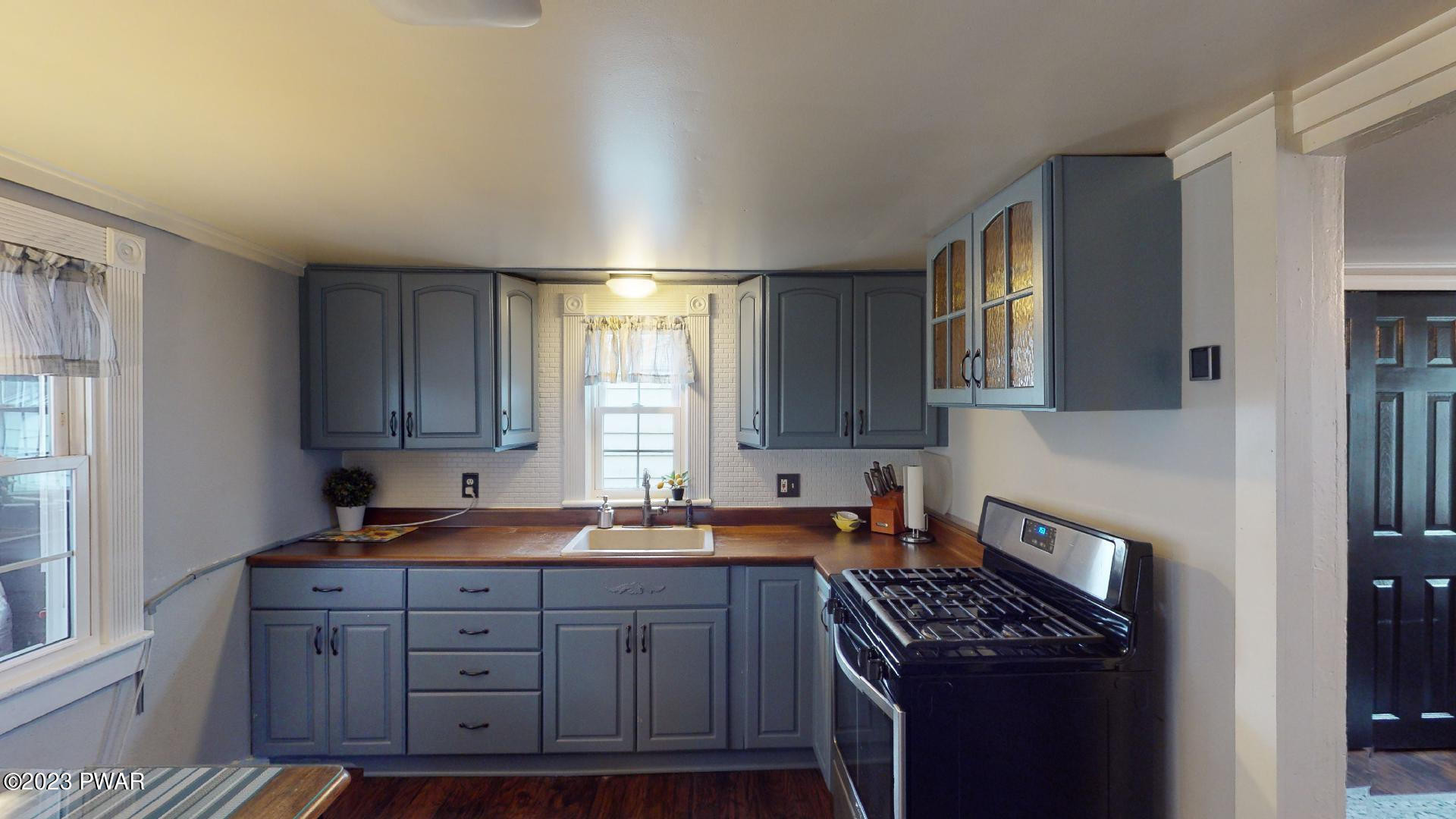 322 Ridge Street Honesdale, PA 18431 - Photo 14 of 42 322-Ridge-St-Honesdale-KT2a