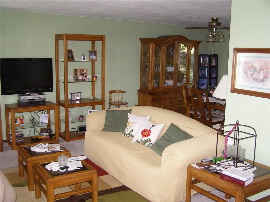 356 Lincoln Hall Road Elizabeth, PA 15037 - Photo 6 of 10 Gallery Image 6