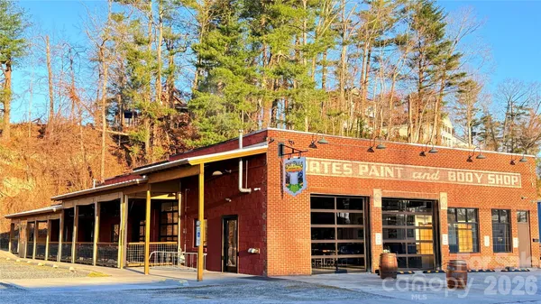 $140,000 | 0 Toms Park Circle, Unit 21&22, Hendersonville, NC 28739