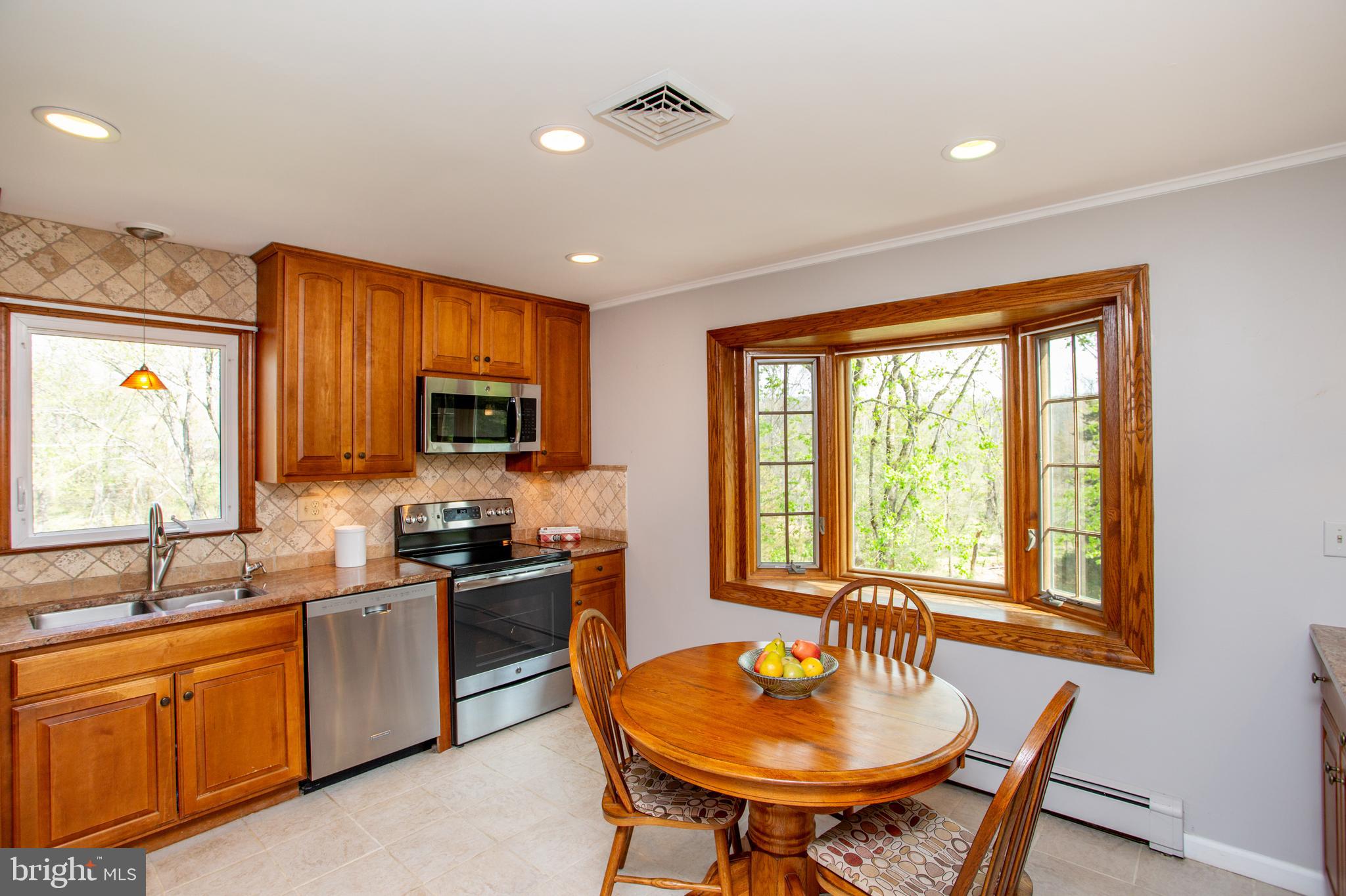 73 Bowne Station Road Stockton, NJ 08559 - Photo 11 of 41